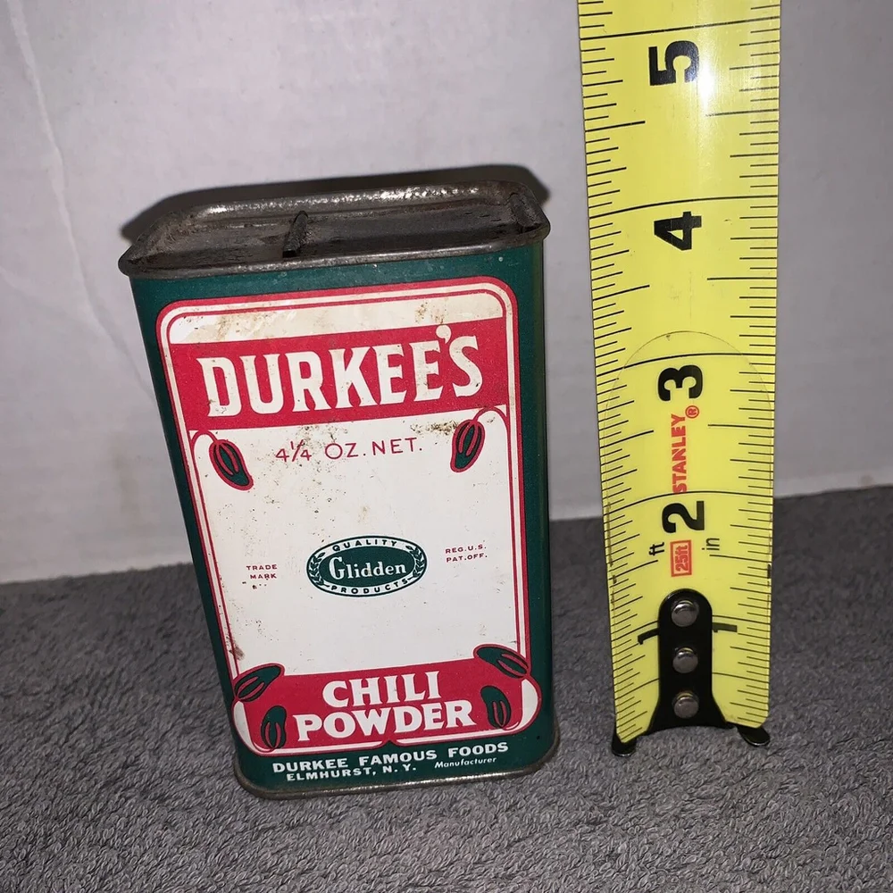 Vintage Durkees Chili Powder 4 1/4 oz Spice Tin Great Graphics Kitchen Decor